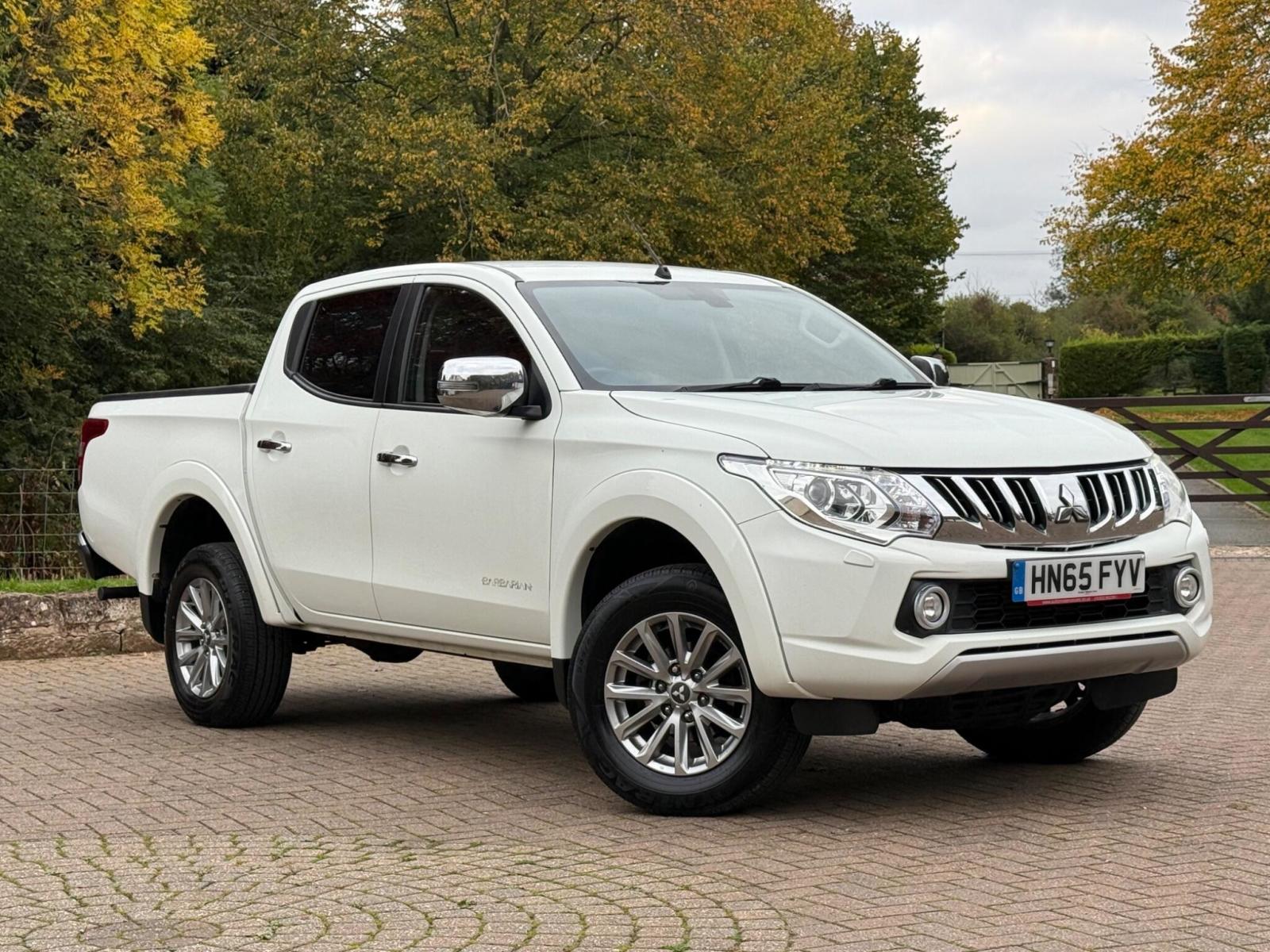 2015 Mitsubishi L200