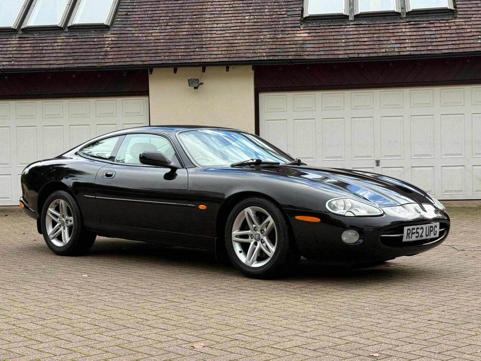2003 Jaguar Xk8